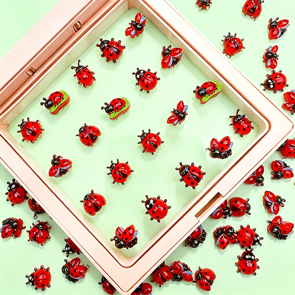 50 piezas de dijes para uñas d - Art Craft Ladybug reseña y precio
